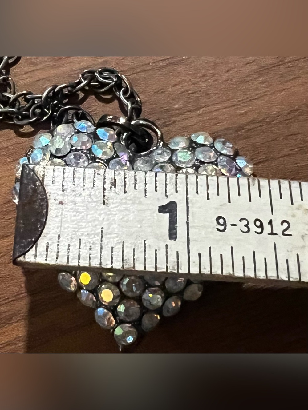 Iridescent Rhinestone Heart Pendant Statement Necklace Silver Tone 18 inches - Picture 11 of 11